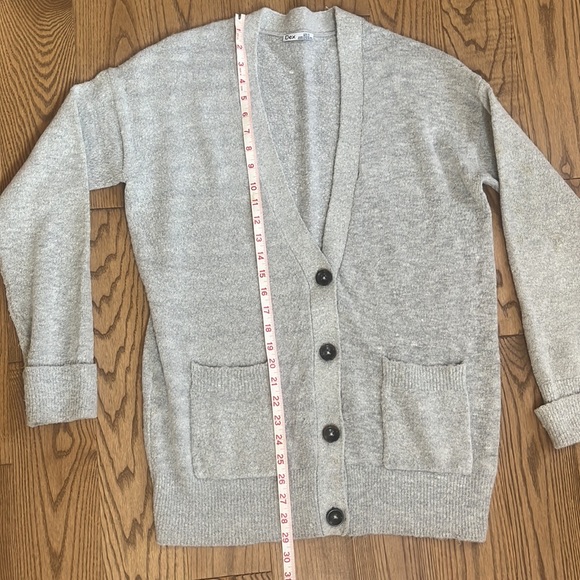 DEX - OVERSIZED LONG BUTTON DOWN CARDIGAN - Picture 14 of 15